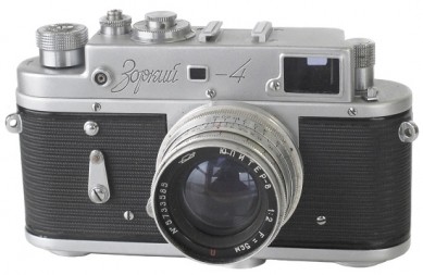 The Zorki-4 was the first of the Zorki cameras to be exported in mass to  the west and beyond. Usually, this camera came with an industar-50 lens and  in some cases with the jupiter-8 lens. The first zorki-4's was engraved,  but this changed very quickly. Later ...